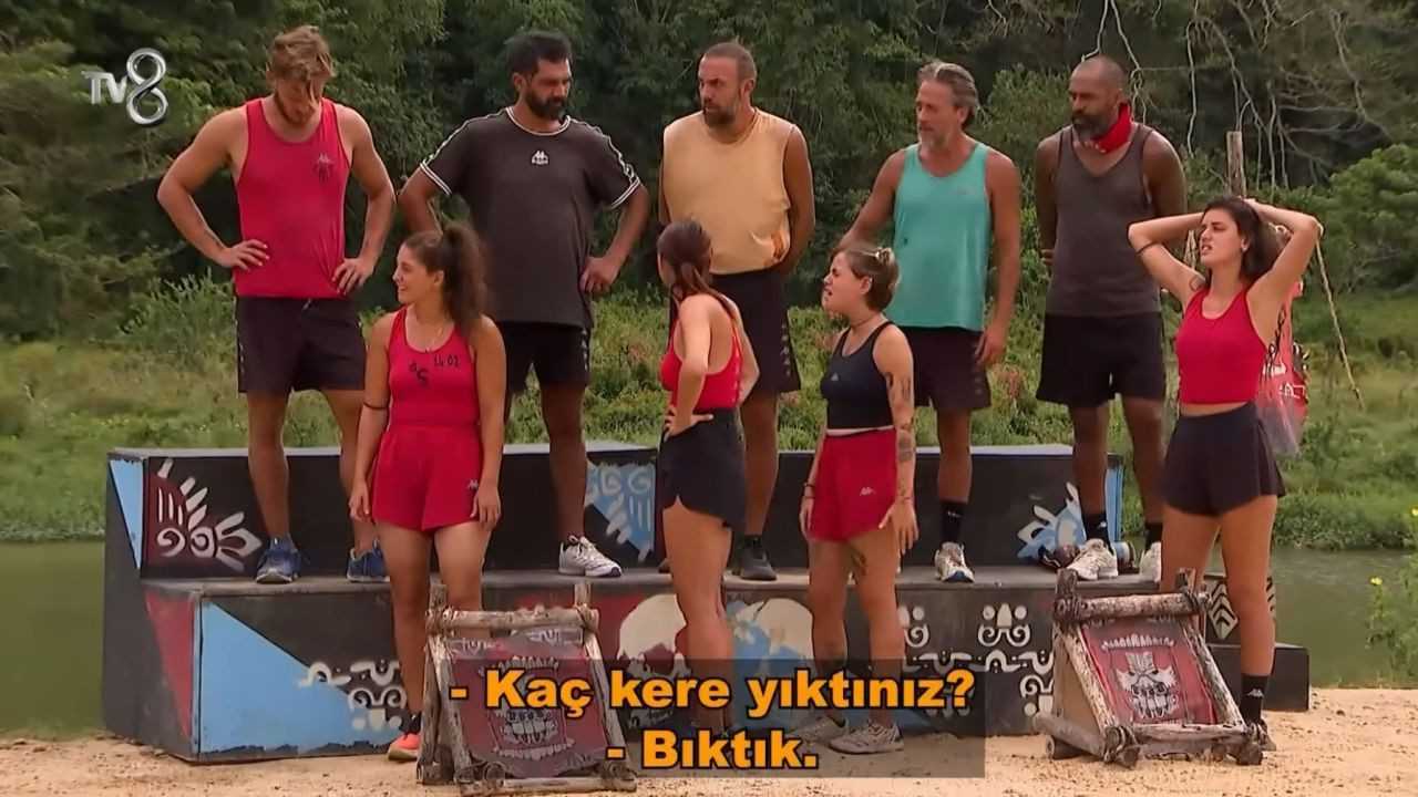 Survivor’da Dengeler Değişti: Gönüllüler Ağır Darbe Aldı 5 Survivorda Dengeler Degisti Gonulluler Agir Darbe Aldi 6