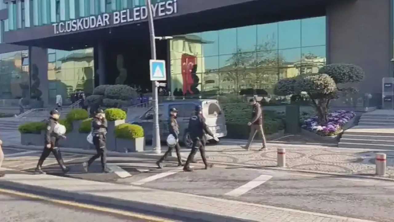 Üsküdar Belediyesi’nde Ruhsat Skandalı: Şüpheliler Adliyede 2 uskudar Belediyesinde Ruhsat Skandali Supheliler Adliyede 3