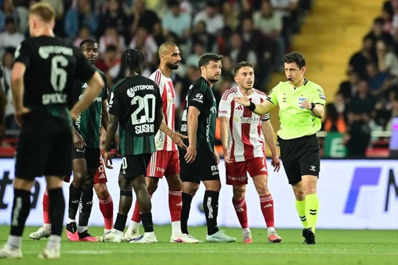 Antalya’da Zafer Yetmedi: Son Anda Yıkım 1 Antalyada Zafer Yetmedi Son Anda Yikim 2