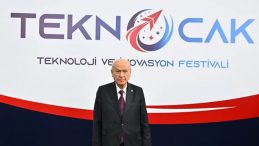 Bahçeli Genç Mühendislerin Projelerini Tek Tek İnceledi