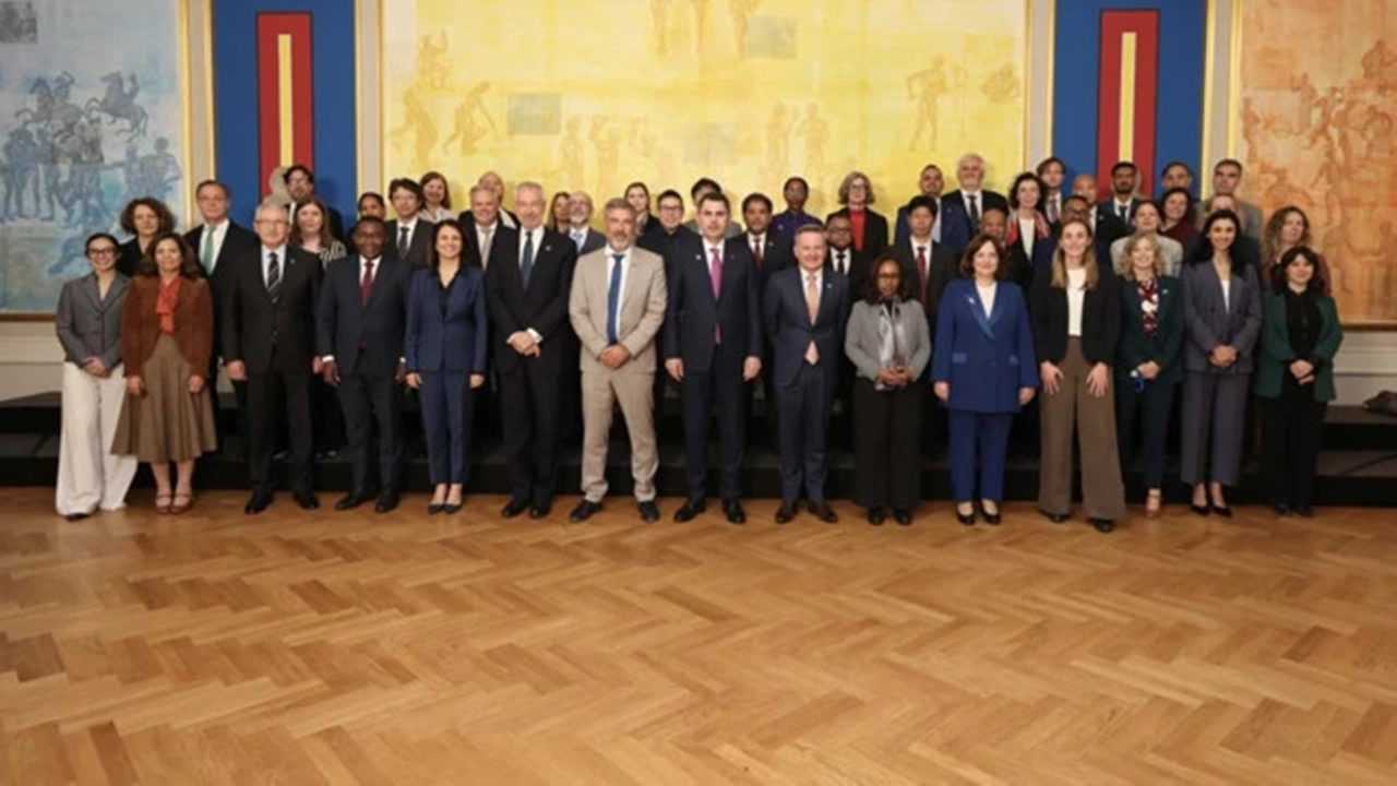 Bakan Kurumdan Kopenhagda Yogun Iklim Trafigi 2