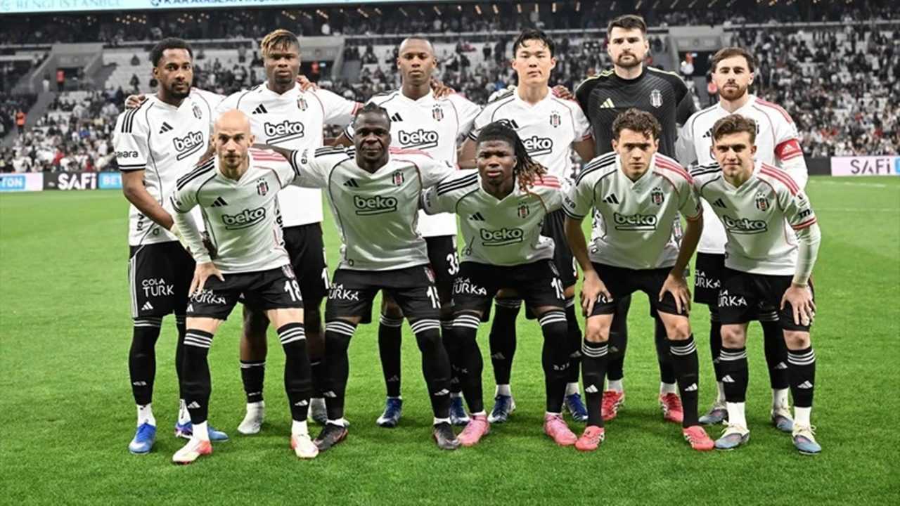 Beşiktaş’ta Hoca Krizi: Postecoglou ve Arda Turan Yarışı 2 Besiktasta Hoca Krizi Postecoglou ve Arda Turan Yarisi 3