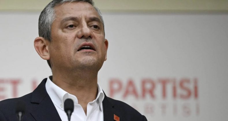CHP’de Özel’e Ezici Destek: 95 Oyla Yeniden Grup Başkanı