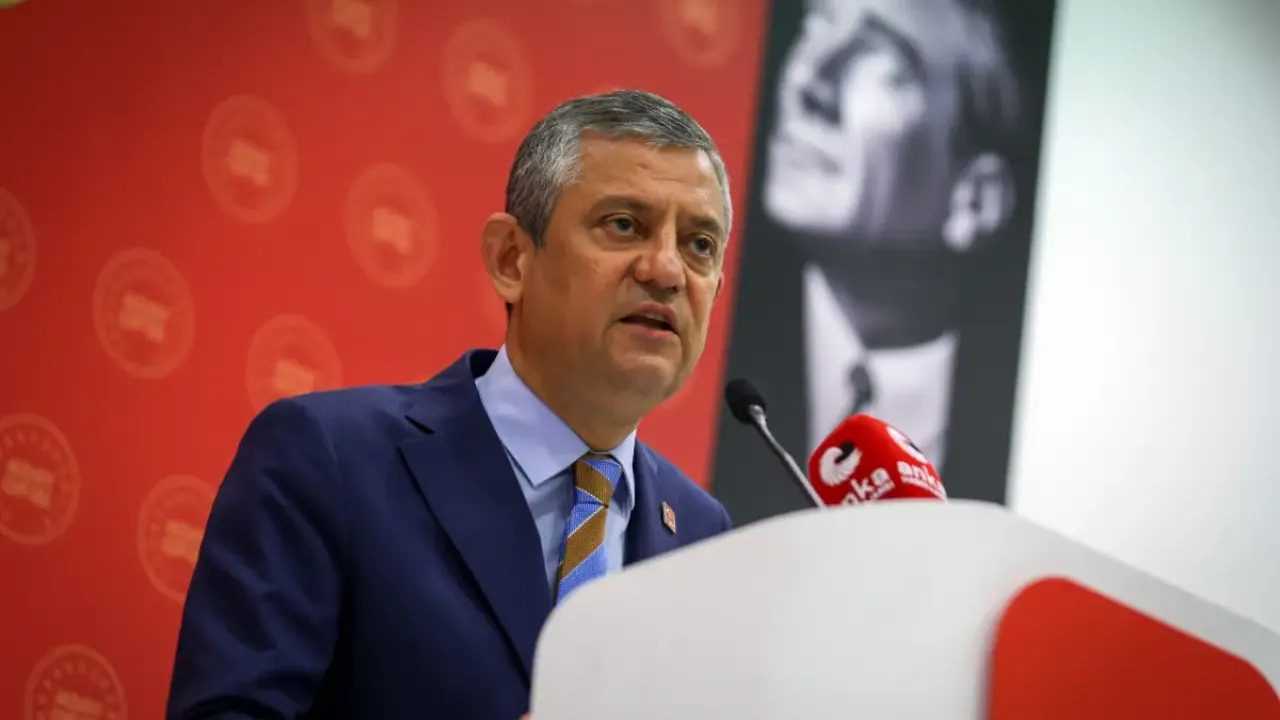 CHPde Ozele Ezici Destek 95 Oyla Yeniden Grup Baskani 3