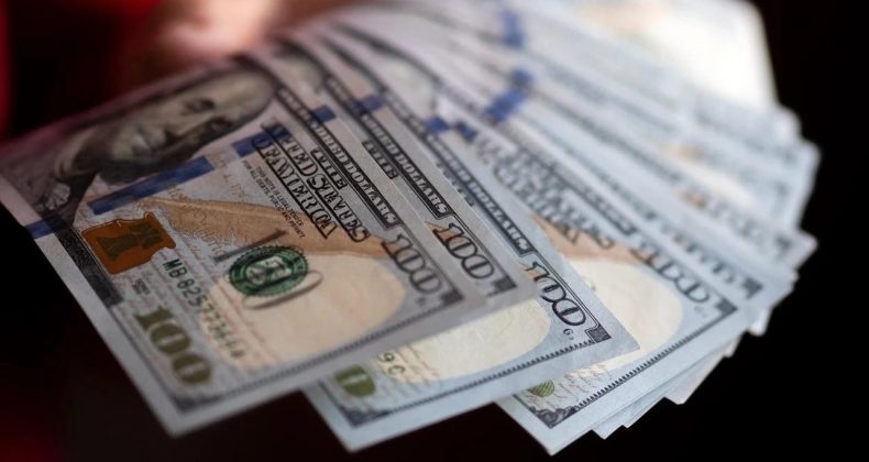 Dolar ve Euro Güne Yükselişle Başladı
