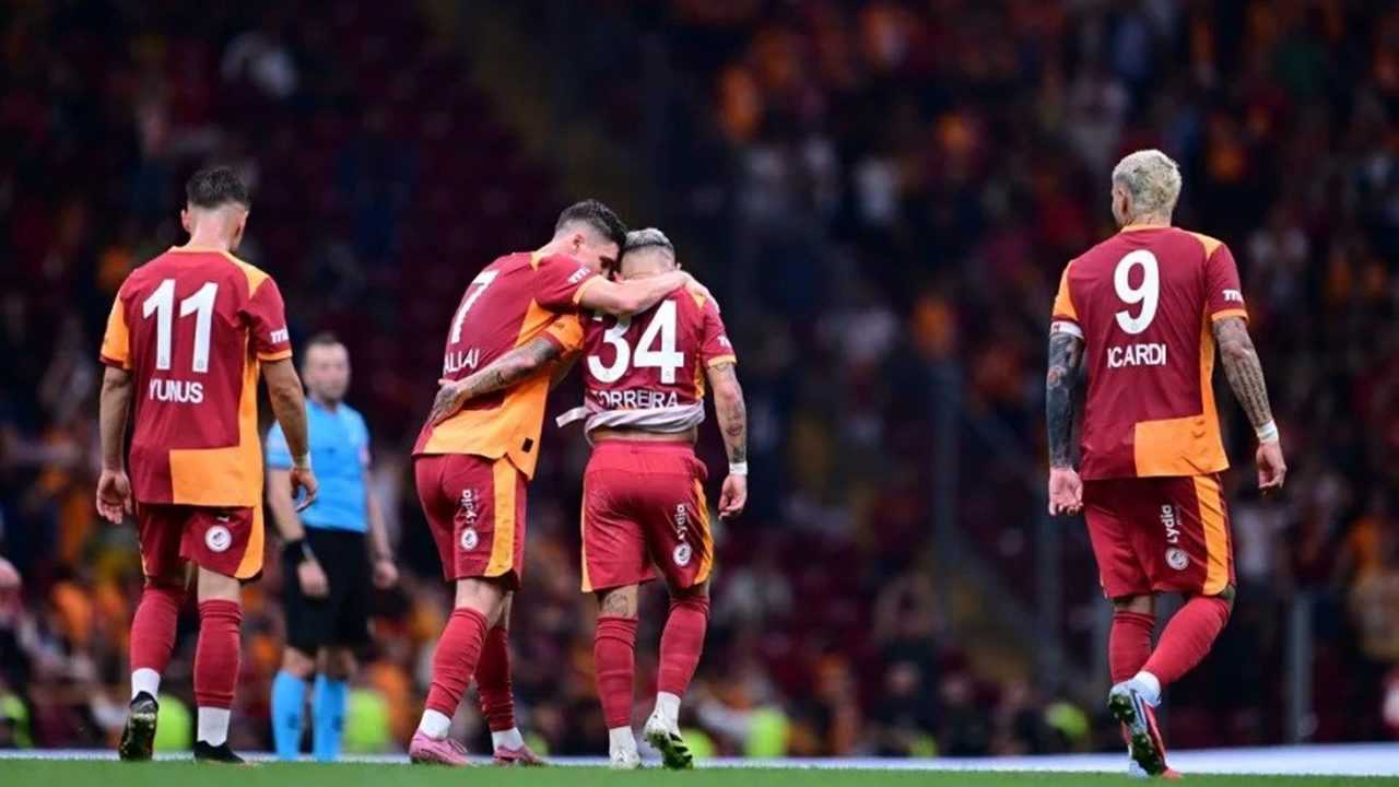 Galatasaray Taraftarına Müjde: Torreira Kalıyor 1 Galatasaray Taraftarina Mujde Torreira Kaliyor 2