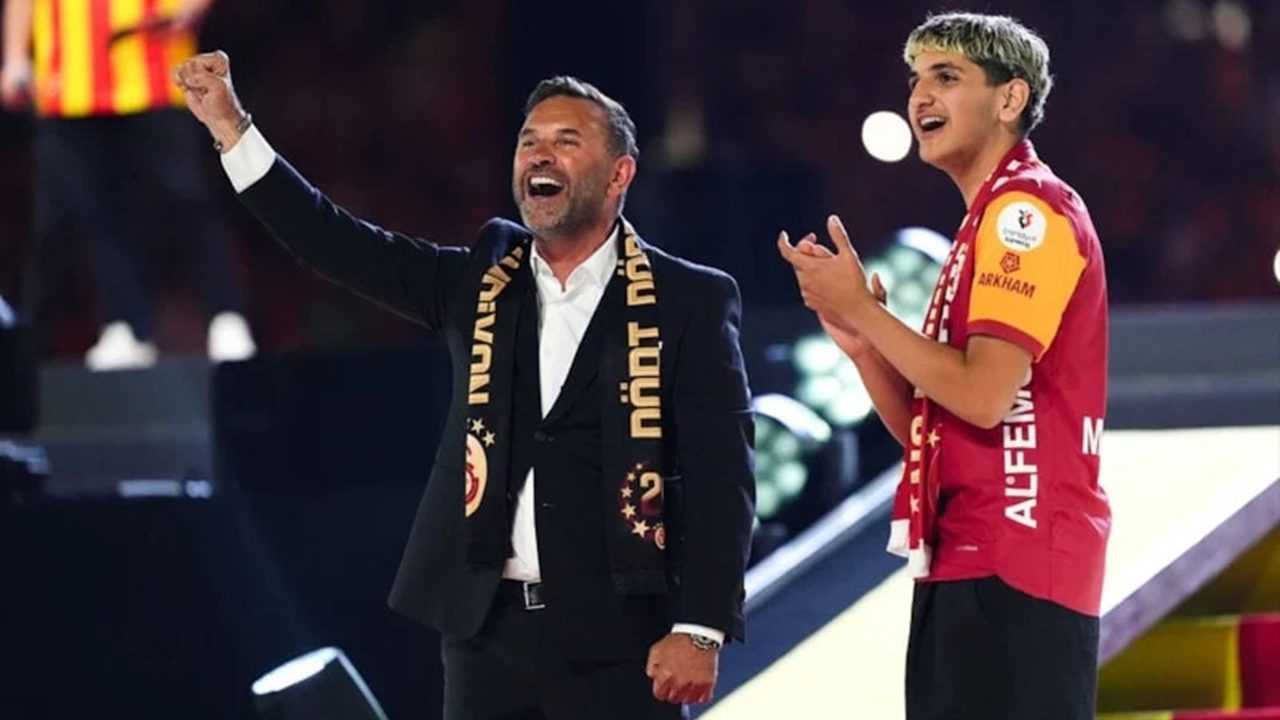 Galatasaray Tarihe Damga Vurdu: 4 Yıl Üst Üste Şampiyon 1 Galatasaray Tarihe Damga Vurdu 4 Yil Ust Uste Sampiyon 2