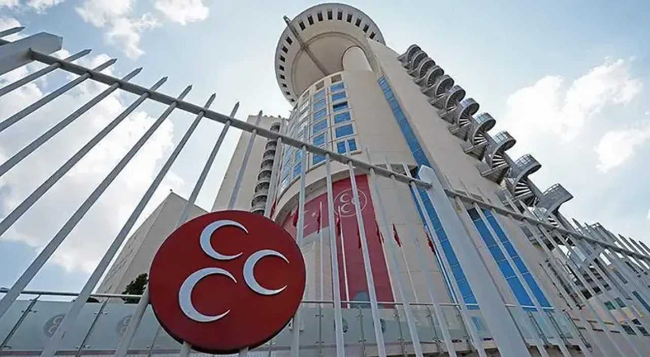 MHPde Buyuk Operasyon Il Teskilatlari Pes Pese Kapatiliyor 2