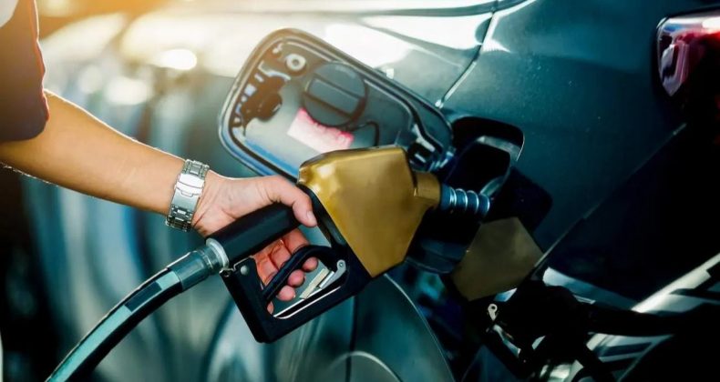 Petrol Fiyatlarındaki Sert Hareket Akaryakıta Yansıdı