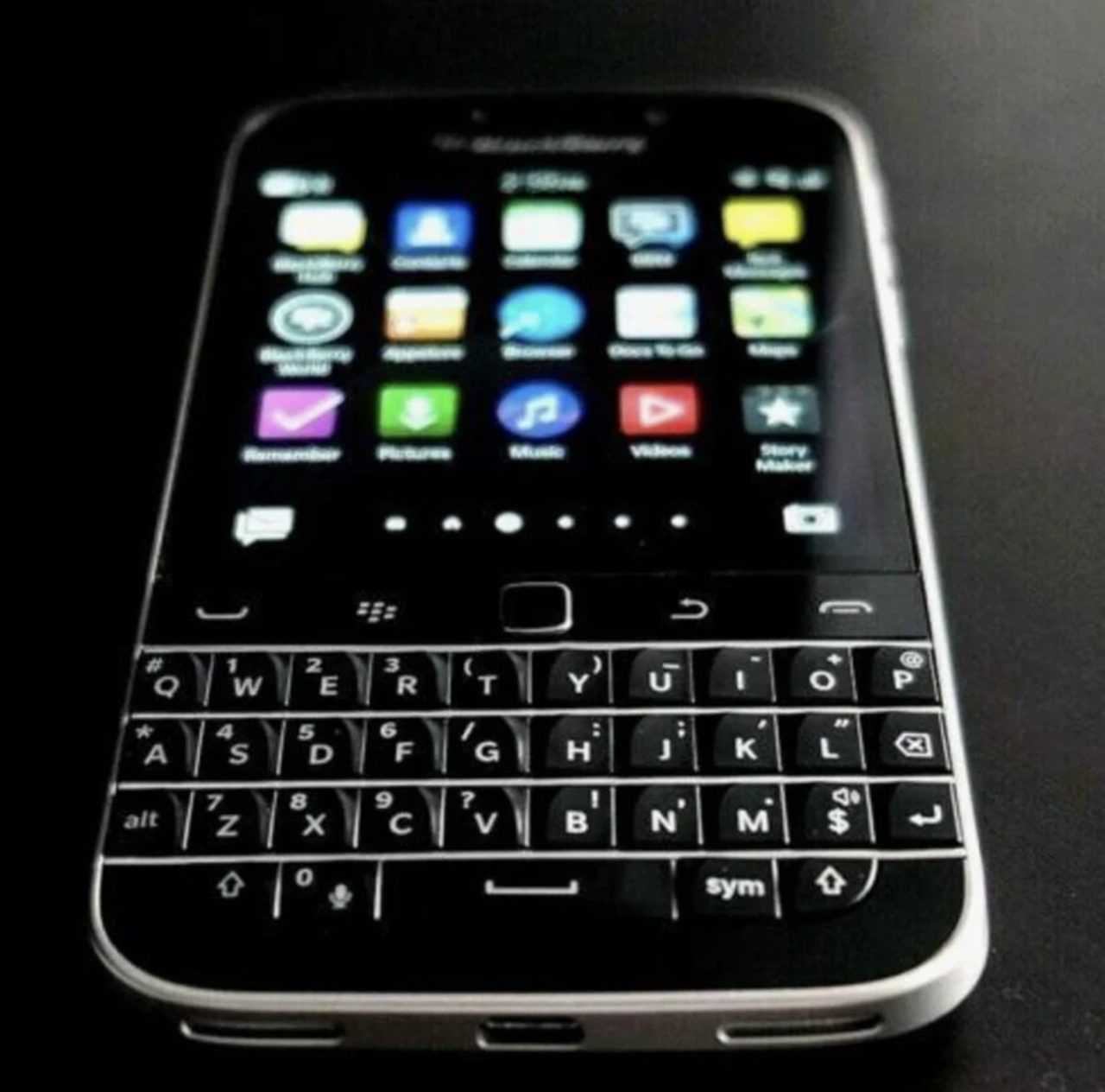 Sessiz Teknoloji Devi: BlackBerry’nin Yeni Çağı 2 Sessiz Teknoloji Devi BlackBerrynin Yeni Cagi 3