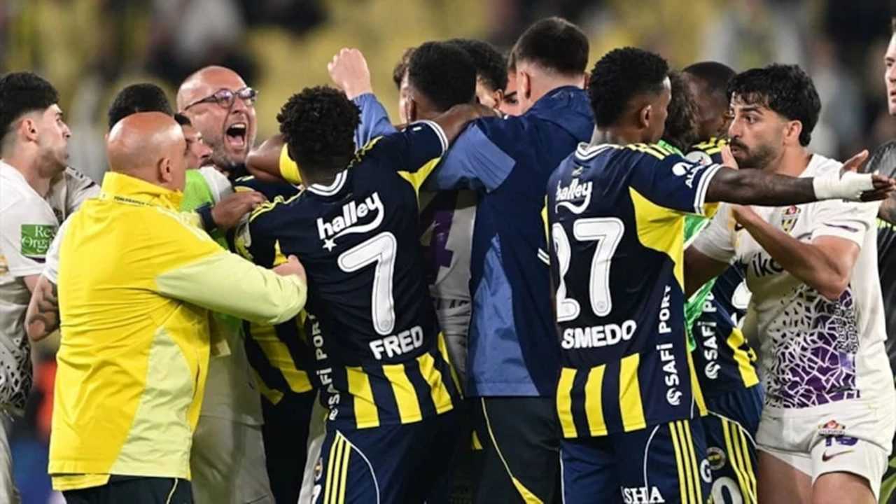Son Saniye Kabusu! Fenerbahçe 87’de Yıkıldı: 3-3 2 Son Saniye Kabusu Fenerbahce 87de Yikildi 3 3 3