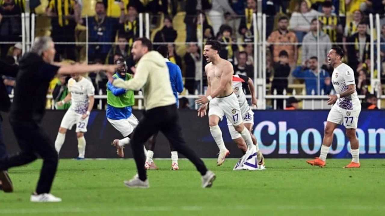 Son Saniye Kabusu! Fenerbahçe 87’de Yıkıldı: 3-3 3 Son Saniye Kabusu Fenerbahce 87de Yikildi 3 3 4