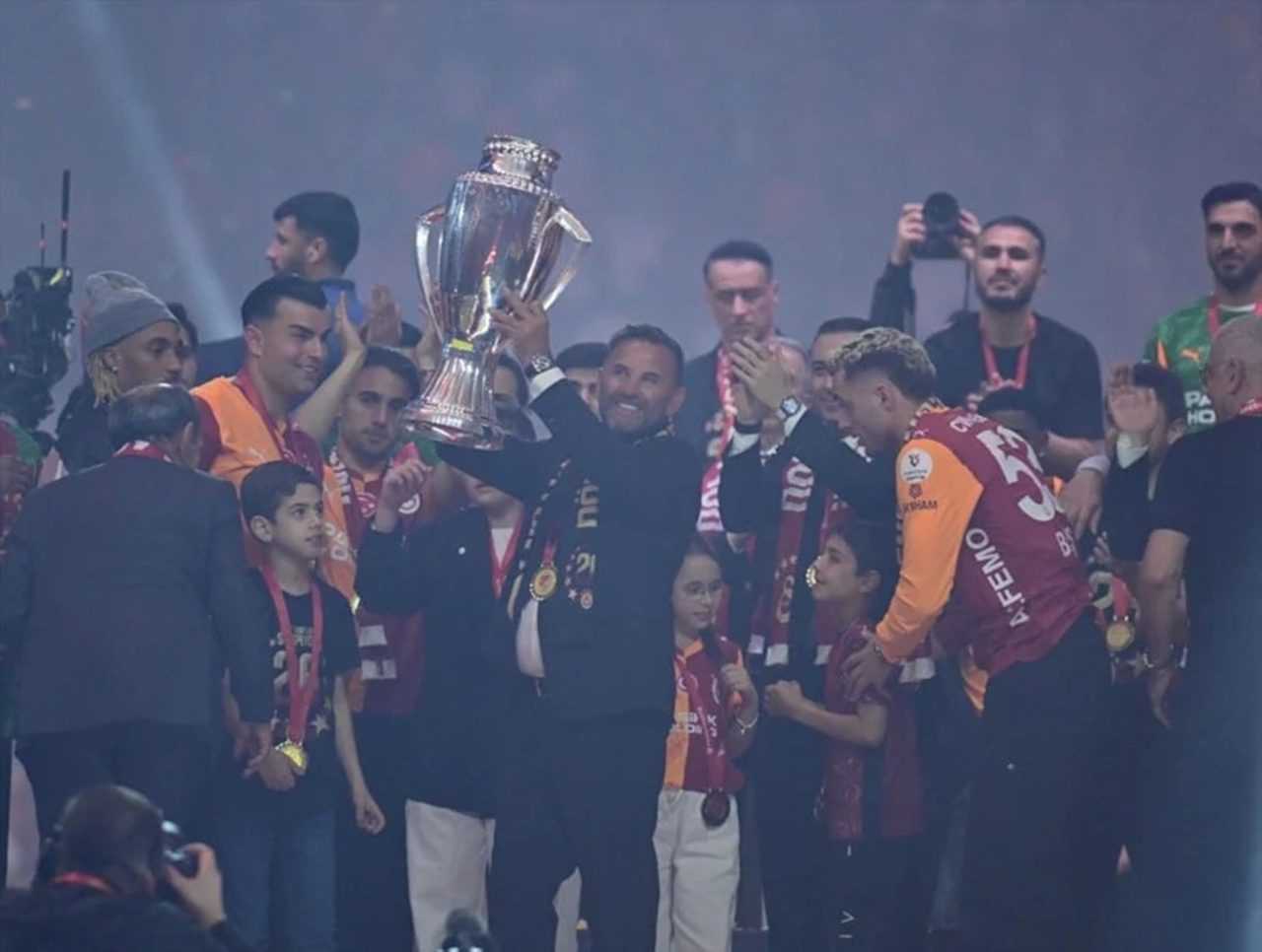 Sonsuz Coşku: RAMS Park’ta Galatasaray’dan Tarihi Gece 7 Sonsuz Cosku RAMS Parkta Galatasaraydan Tarihi Gece 8