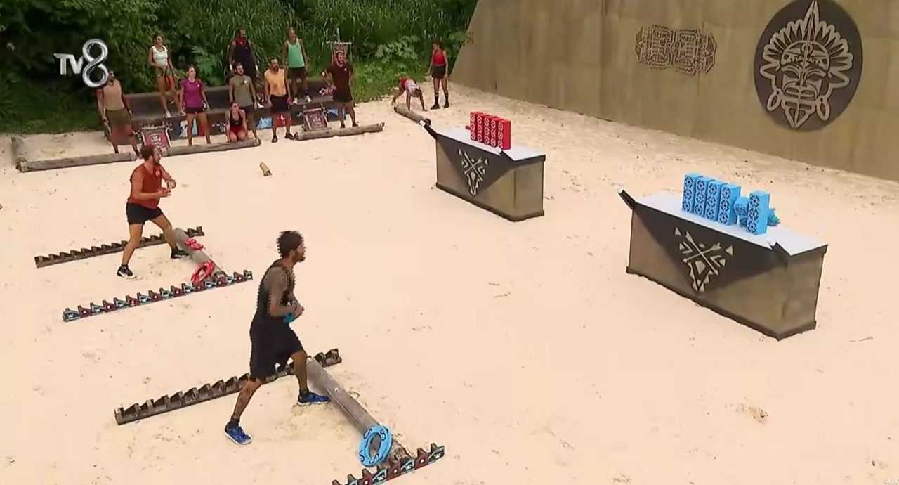 Survivor’da Aşk Rüzgarı Esti! Nefise’nin Cevabı Şaşırttı 9 Survivorda Ask Ruzgari Esti Nefisenin Cevabi Sasirtti 10