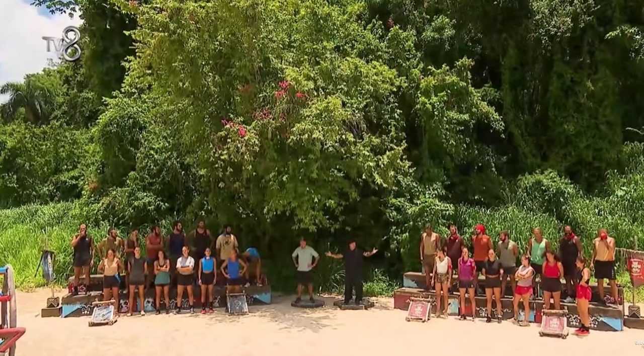 Survivor’da Aşk Rüzgarı Esti! Nefise’nin Cevabı Şaşırttı 6 Survivorda Ask Ruzgari Esti Nefisenin Cevabi Sasirtti 7