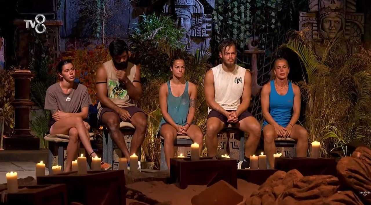 Survivor’da Potaya Giden İsim Şaşırttı! Tansiyon Yükseldi 9 Survivorda Potaya Giden Isim Sasirtti Tansiyon Yukseldi 10