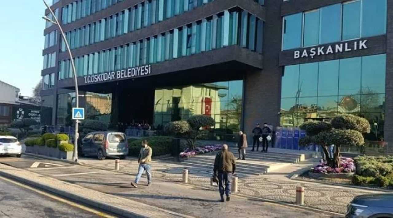 Üsküdar Belediyesi’ne Şafak Operasyonu: Gözaltılar Var 3 Uskudar Belediyesine Safak Operasyonu Gozaltilar Var 4
