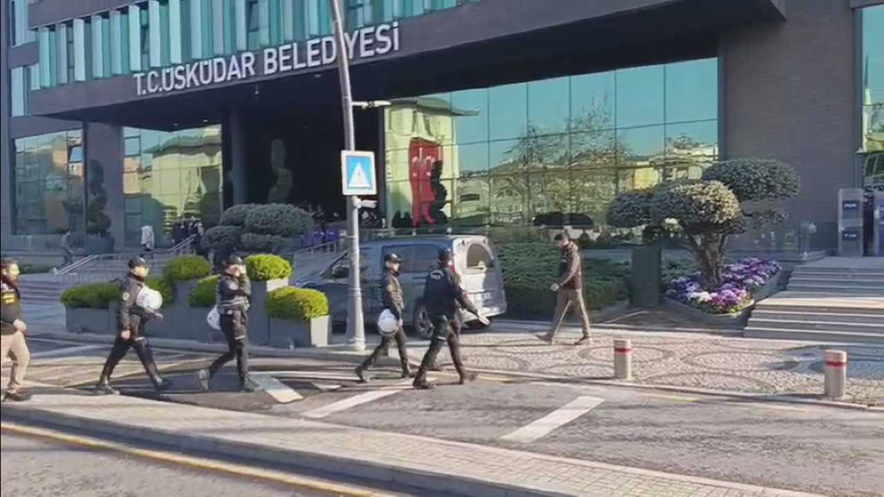 Üsküdar Belediyesi’ne Şafak Operasyonu: Gözaltılar Var 4 Uskudar Belediyesine Safak Operasyonu Gozaltilar Var 5