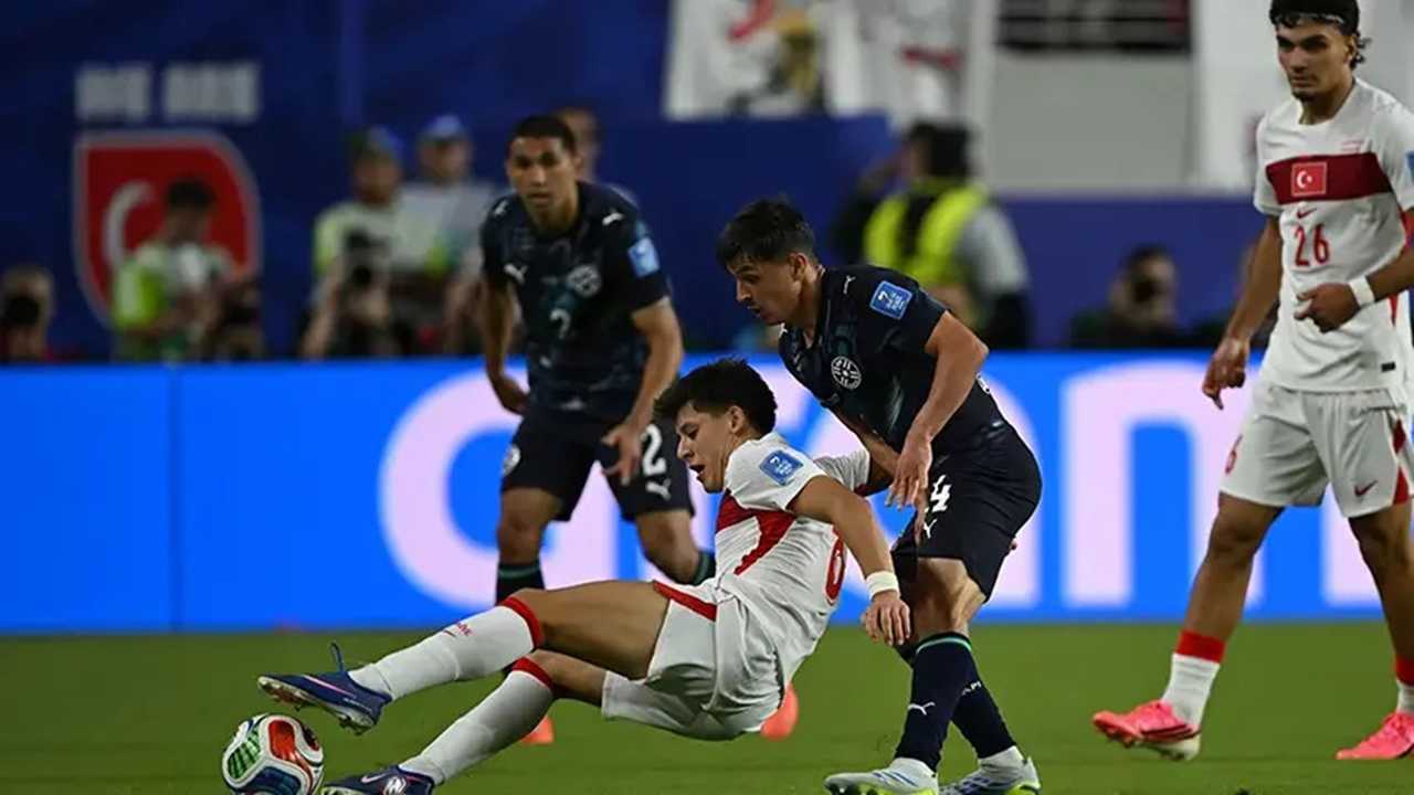 Ay Yildizlilar Dunya Kupasi Defterini Kapatti 6