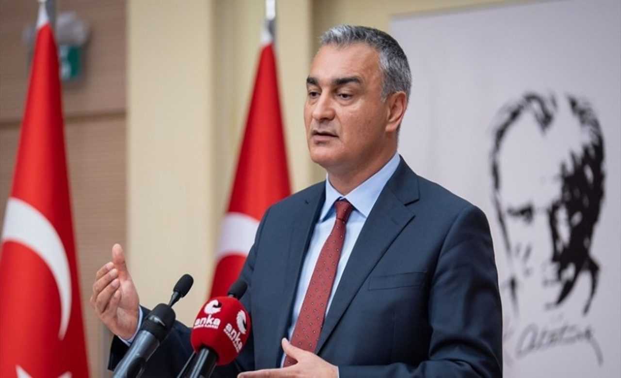 CHP'de Şok Kararlar: Ankara İl Başkanlığı Feshedildi 1 CHPde Sok Kararlar Ankara Il Baskanligi Feshedildi 2