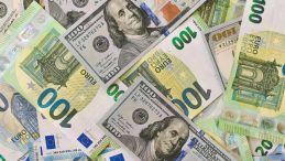 Euro ve Yen Gerilerken Dolar Gücüne Güç Katıyor