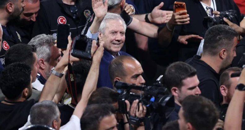 Fenerbahçe’de Yeni Dönemin Adı: Aziz Yıldırım
