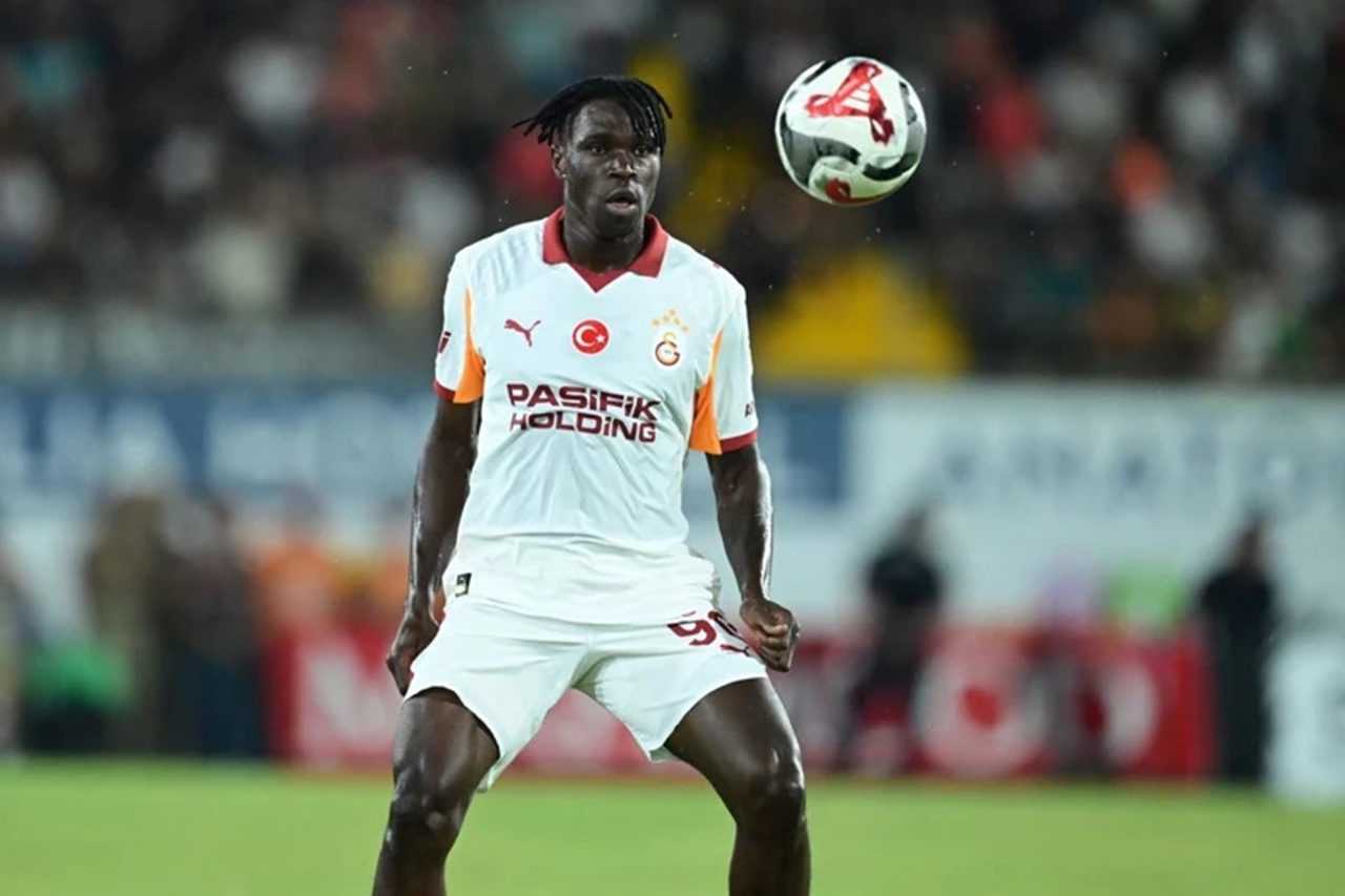 Galatasaray’da Alarm Zilleri! Singo İçin Devler Sıraya Girdi 3 Galatasarayda Alarm Zilleri Singo Icin Devler Siraya Girdi 4