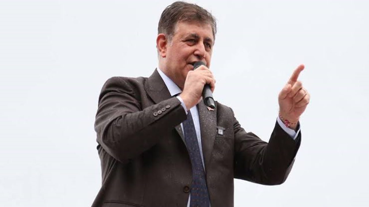 Görevden Alma Kararı Sonrası CHP’de İstifa Fırtınası 2 Gorevden Alma Karari Sonrasi CHPde Istifa Firtinasi 3