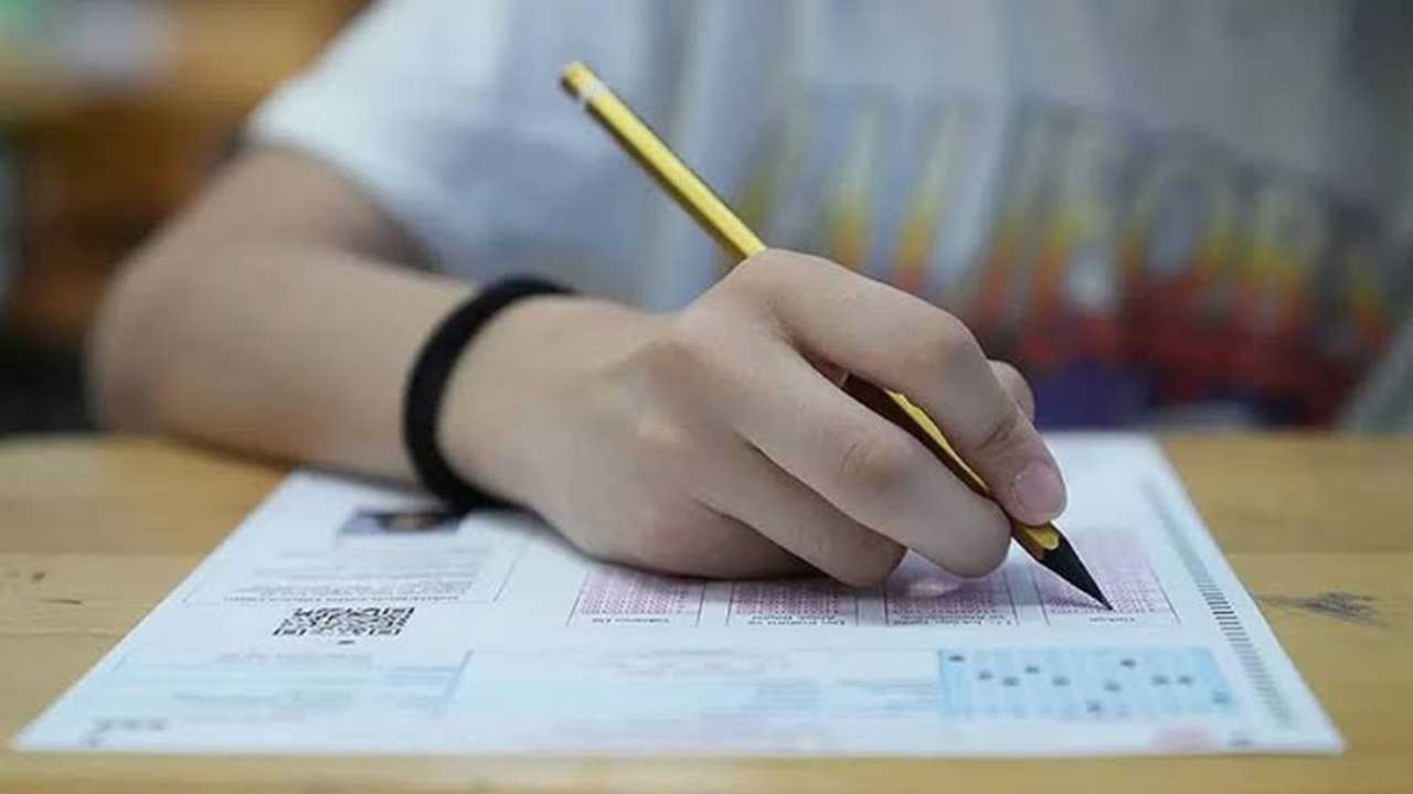Kapılar Kapandı, Maraton Başladı: TYT'de Milyonlar Ter Döktü 3 Kapilar Kapandi Maraton Basladi TYTde Milyonlar Ter Doktu 4