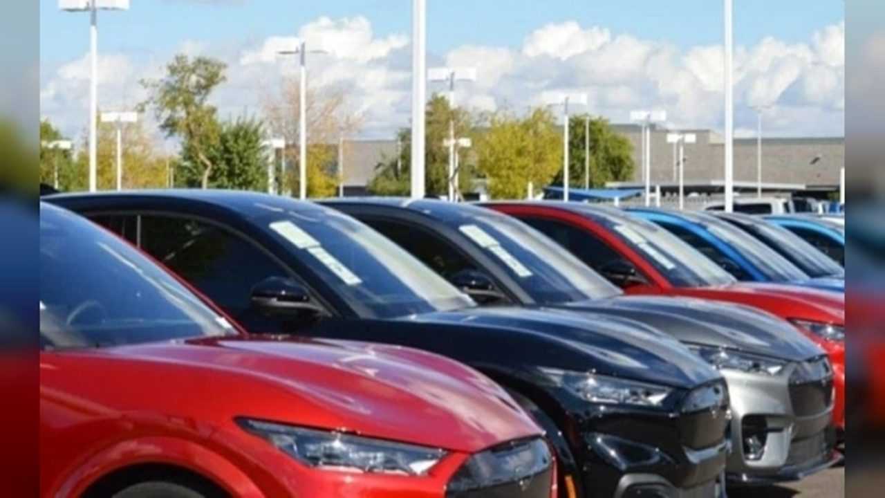 Otomobilde Tercihler Değişti, Zirvenin Rengi Değişmedi 2 Otomobilde Tercihler Degisti Zirvenin Rengi Degismedi 3