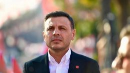 Özgür Çelik’ten Kriz Mesajı: Geri Adım Yok