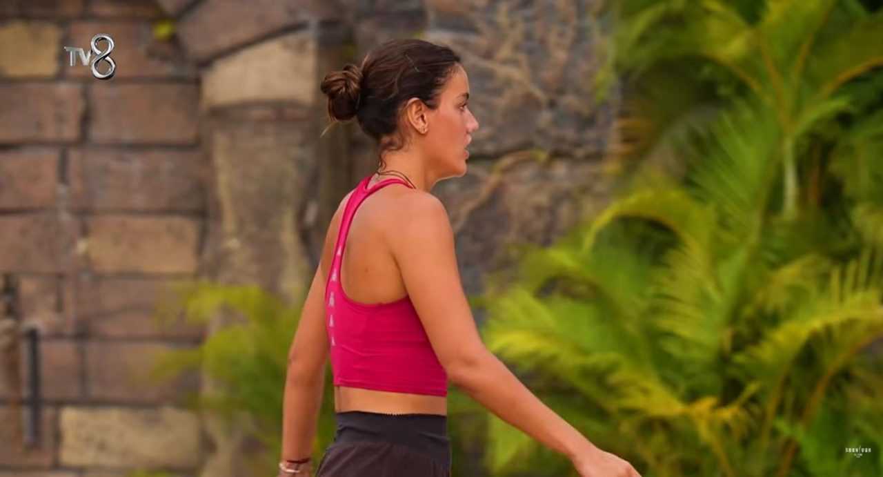 Survivor’da Şok Eleme: Deniz Elendi, Nefise Son 5’te 7 Survivorda Sok Eleme Deniz Elendi Nefise Son 5te 8