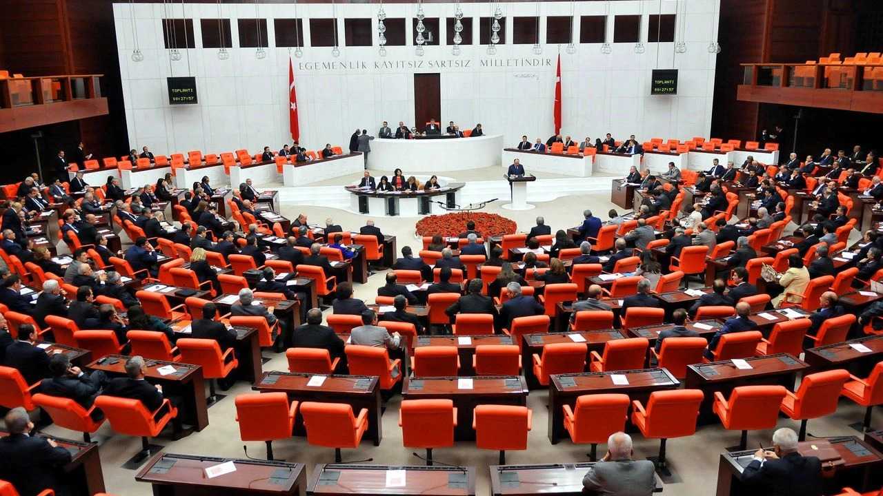 TBMM'de Kritik Dokunulmazlık Süreci: Gözler Karma Komisyonda 2 TBMMde Kritik Dokunulmazlik Sureci Gozler Karma Komisyonda 3