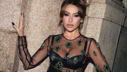 Ünlü Şarkıcı Hadise’den Duygu Yüklü Mesaj