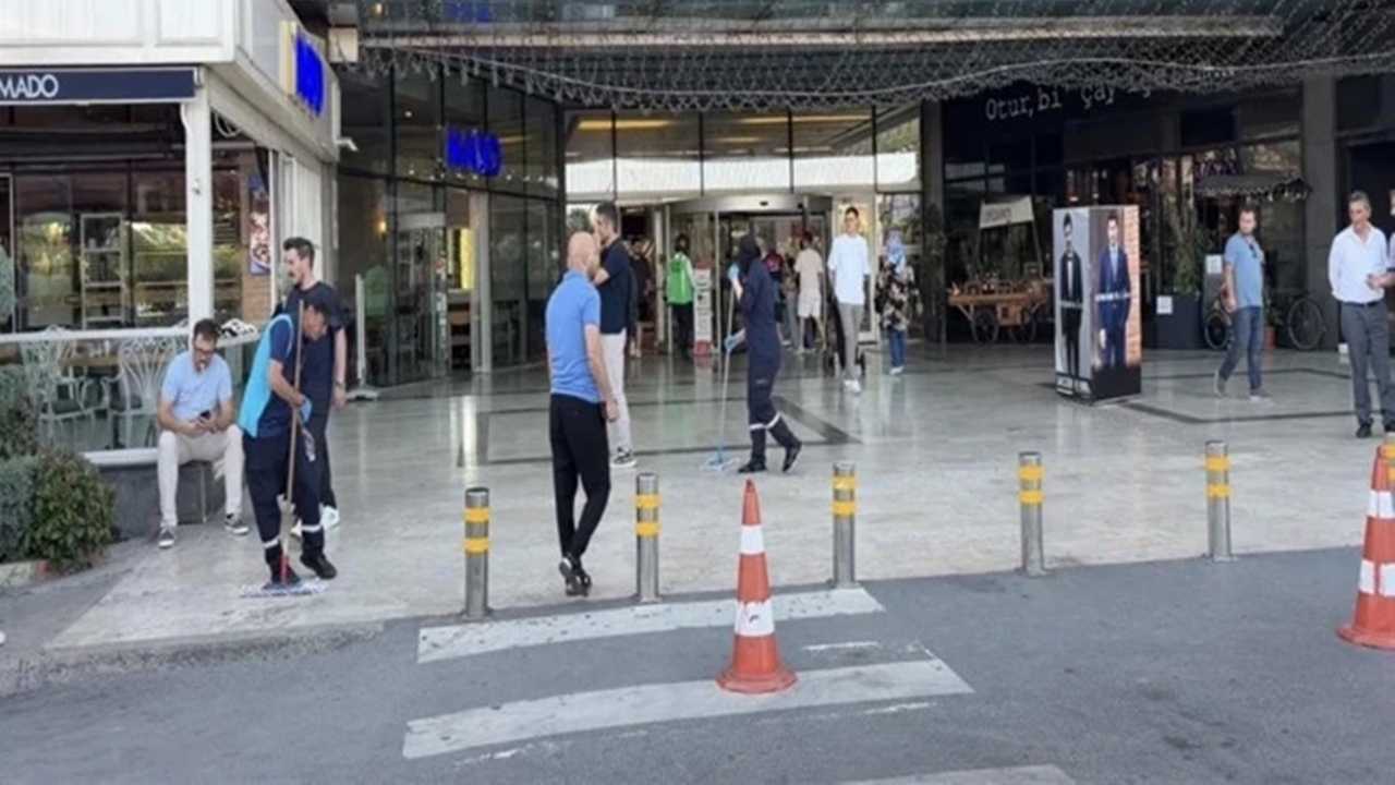 AVM'de Korku Dolu Anlar! Silahlı Saldırı Panik Yarattı 1 AVMde Korku Dolu Anlar Silahli Saldiri Panik Yaratti 2