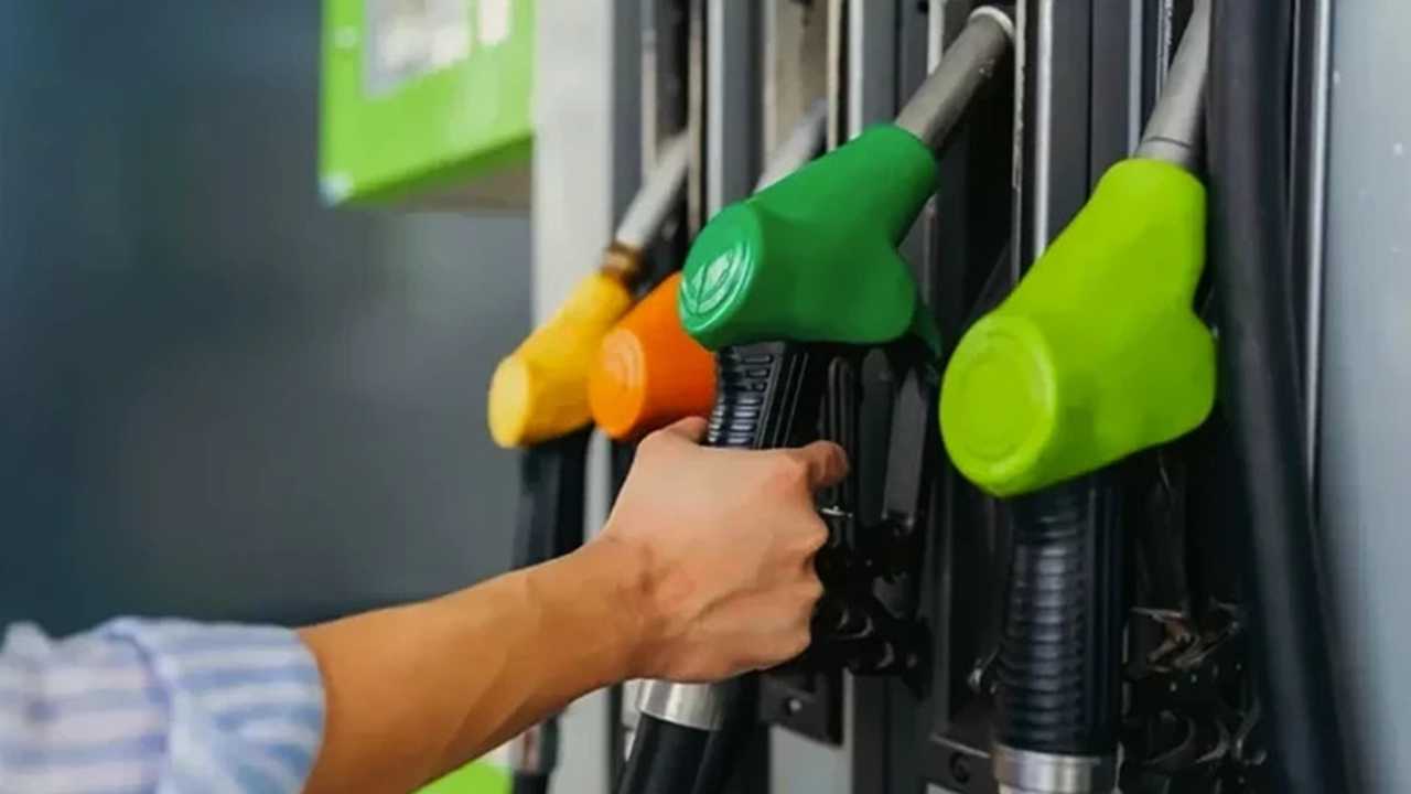 Araç Sahiplerine Kötü Haber: Motorine Bir Zam Daha 2 Arac Sahiplerine Kotu Haber Motorine Bir Zam Daha 3