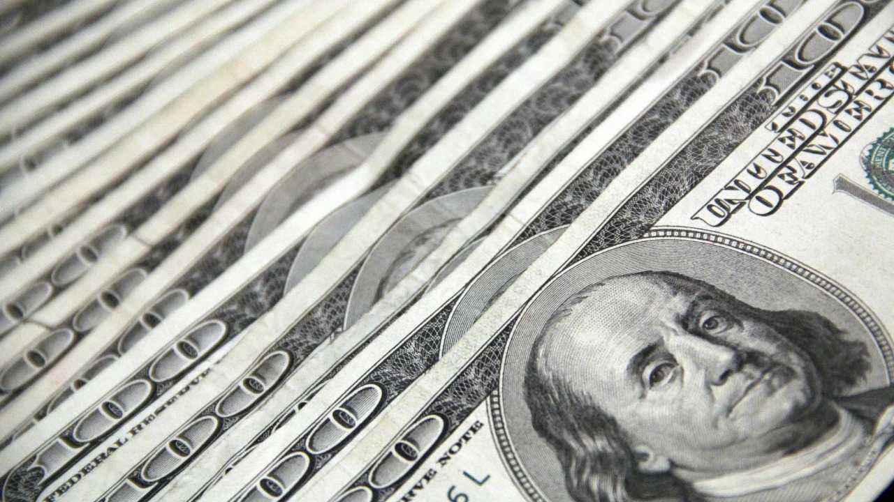 Dolar ve Euro Haftaya Hangi Seviyeden Başladı? 2 Dolar ve Euro Haftaya Hangi Seviyeden Basladi 3