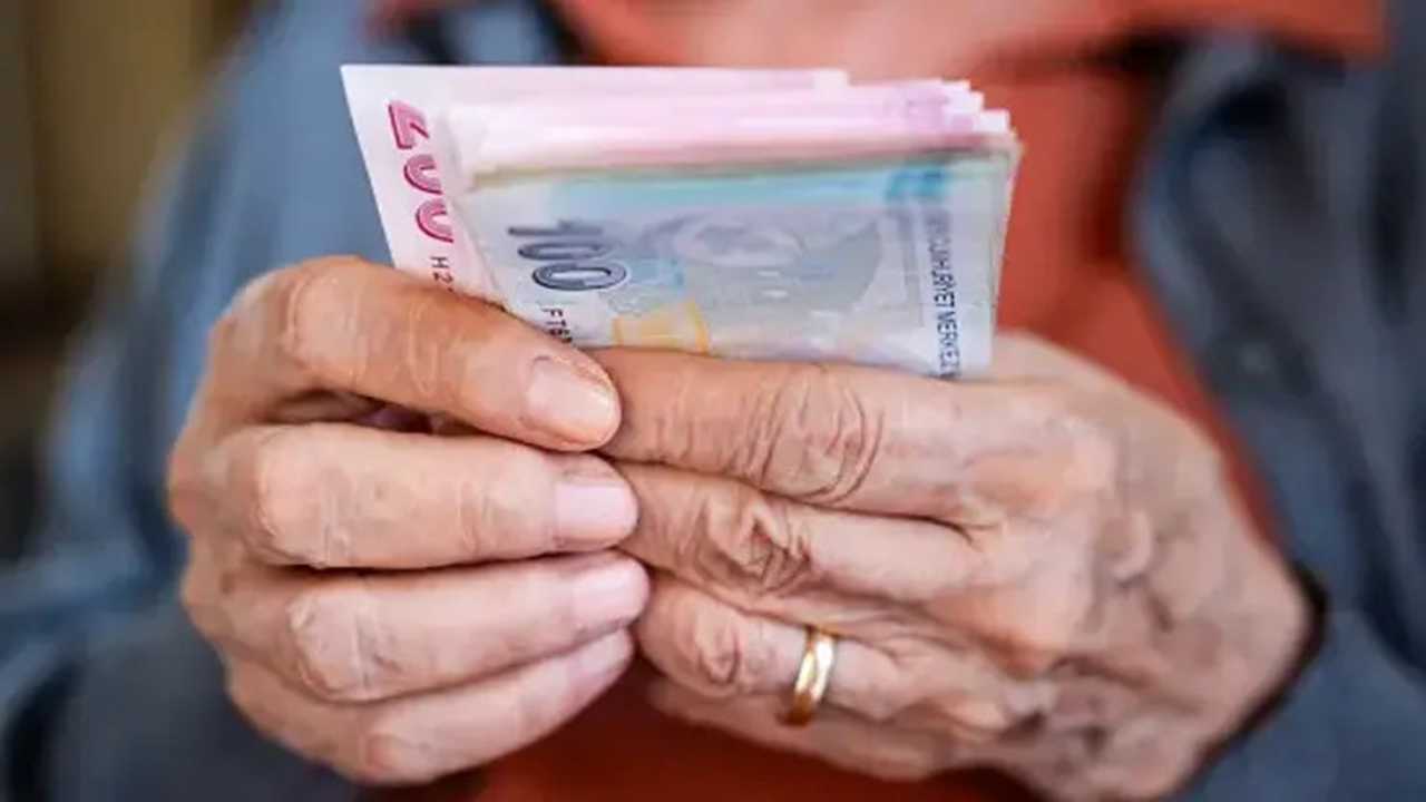 Emeklilere Büyük Müjde! Fark Ödemesi Başlıyor 3 Emeklilere Buyuk Mujde Fark Odemesi Basliyor 4