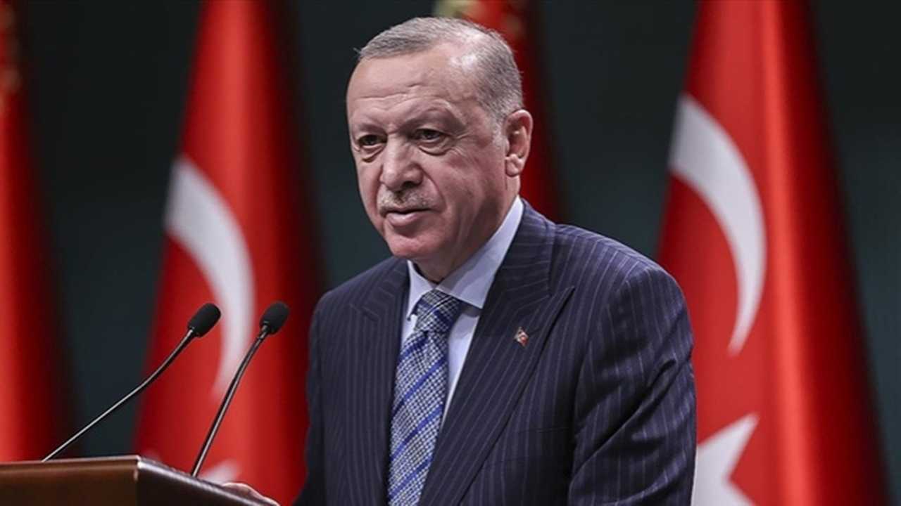 Erdoğan: Milletimizin Direnişi Darbe Girişimini Tarihe Gömdü 2 Erdogan Milletimizin Direnisi Darbe Girisimini Tarihe Gomdu 3