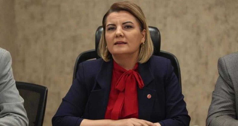İzmit Belediyesine Şafak Operasyonu! Başkan Gözaltında