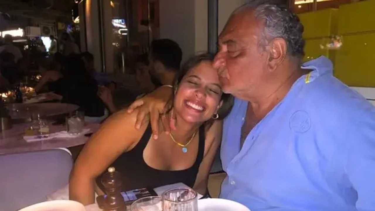 Nilüfer'den Kızının Nikahına Duygu Yüklü Mesaj 1 Niluferden Kizinin Nikahina Duygu Yuklu Mesaj 2