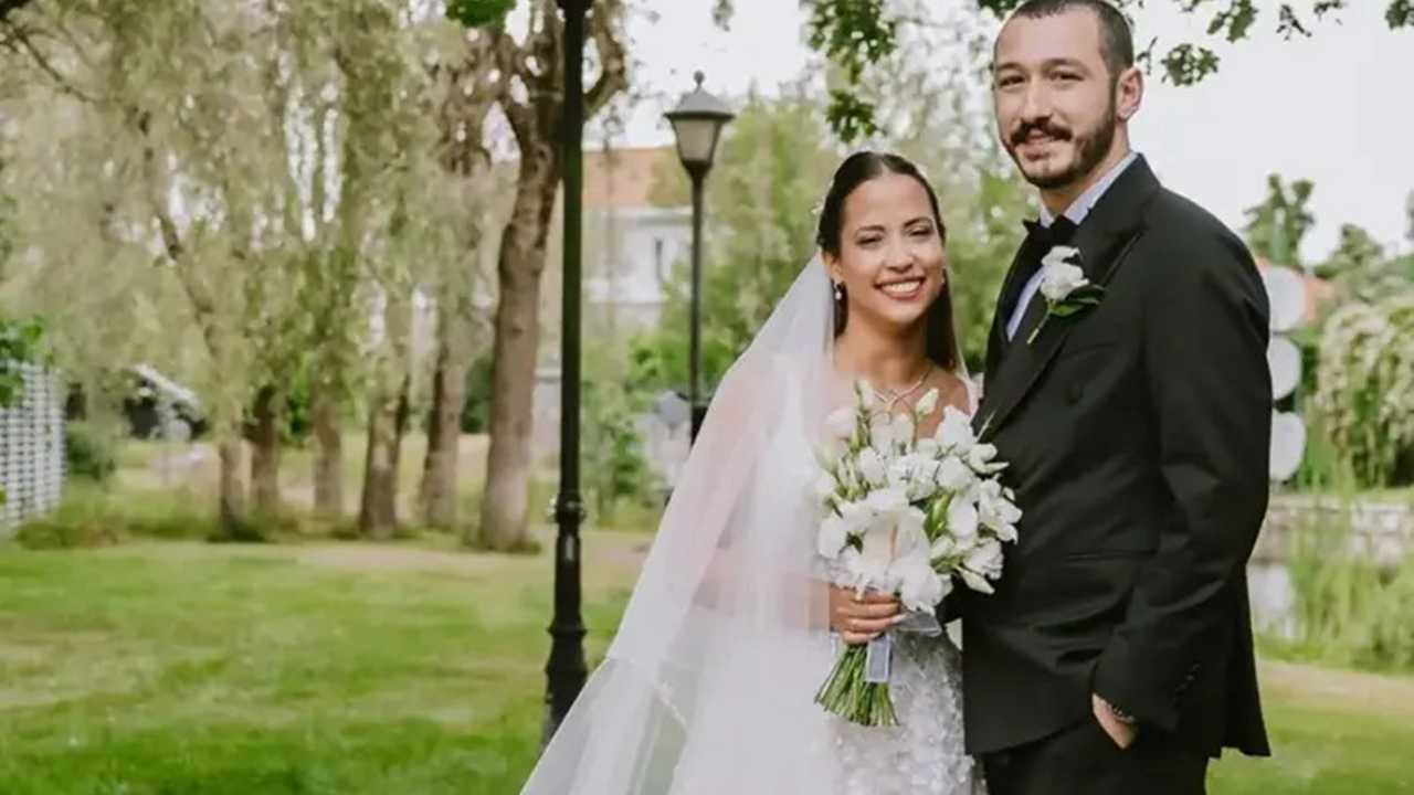 Nilüfer'den Kızının Nikahına Duygu Yüklü Mesaj 6 Niluferden Kizinin Nikahina Duygu Yuklu Mesaj 7