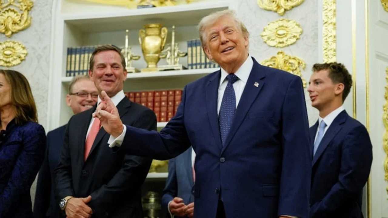 Şok İddia! Trump'ın Telefonu FIFA'da Dengeleri Değiştirdi 1 Sok Iddia Trumpin Telefonu FIFAda Dengeleri Degistirdi 2
