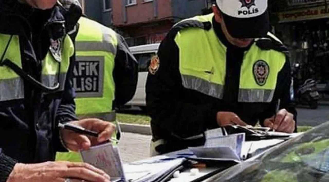 Trafikte Yeni Donem Bu Ihlaller Ehliyeti Sildirecek 4