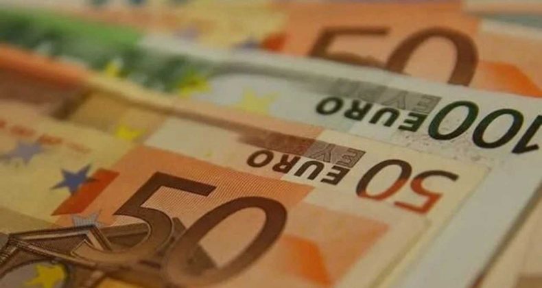 Yatırımcılar Ekrana Kilitlendi! Dolar ve Euro’da Son Durum