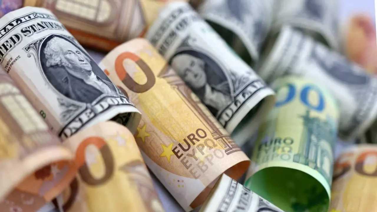Yatırımcılar Ekrana Kilitlendi! Dolar ve Euro'da Son Durum 1 Yatirimcilar Ekrana Kilitlendi Dolar ve Euroda Son Durum 2