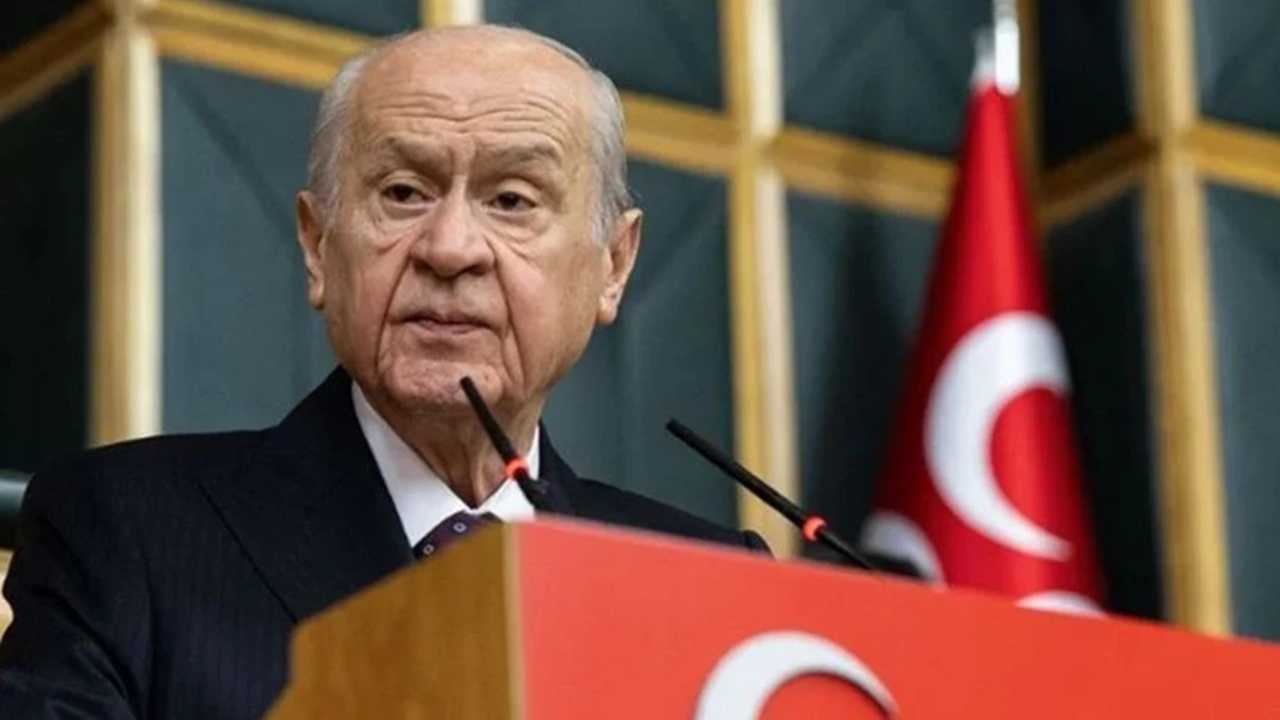 Aileden Eğitime Kritik Mesajlar: Bahçeli'den Gelecek Uyarısı 1 Aileden Egitime Kritik Mesajlar Bahceliden Gelecek Uyarisi 2