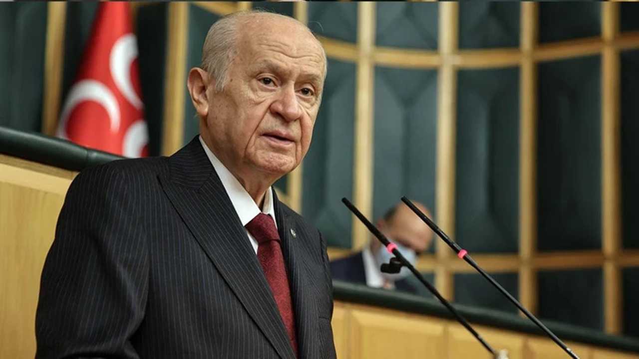 Aileden Eğitime Kritik Mesajlar: Bahçeli'den Gelecek Uyarısı 2 Aileden Egitime Kritik Mesajlar Bahceliden Gelecek Uyarisi 3