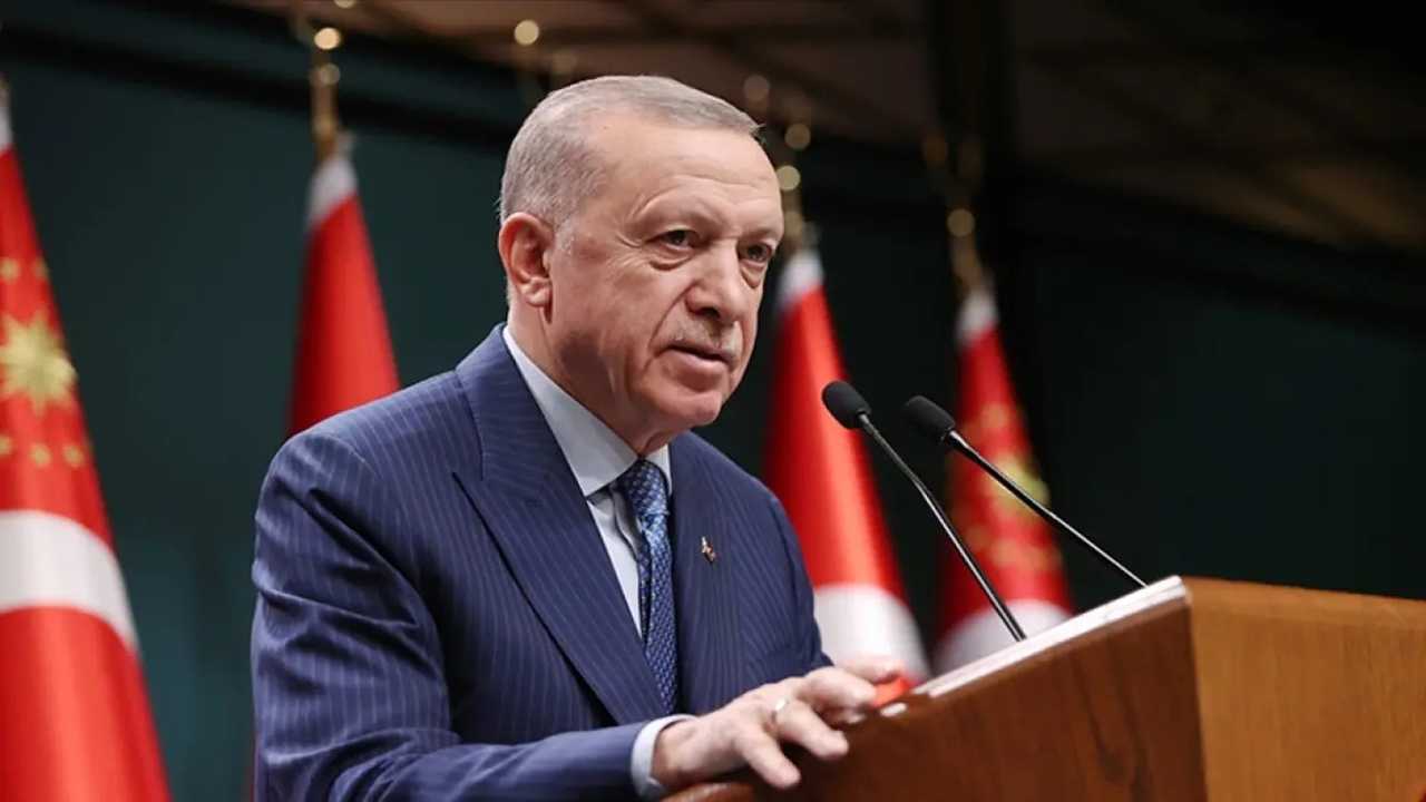 Camiler Doldu Tasti Erdogandan Mevlid Kandili Mesaji 4
