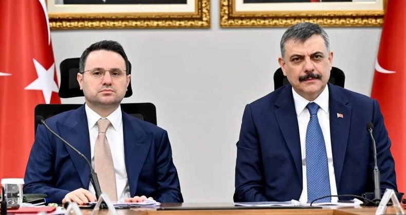 Çetelere Bakan Gürlek’ten Sert Uyarı: Meydanı Boş Sanmayın